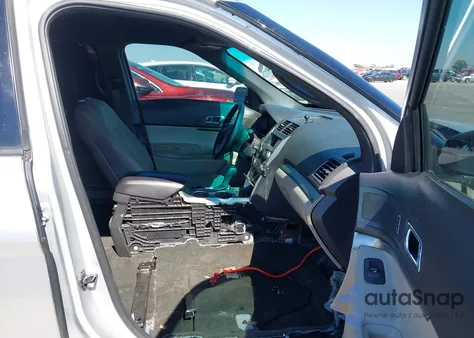 2014 Ford Explorer z USA, uszkodzony, nr VIN 1FM5K7B88EGC46669